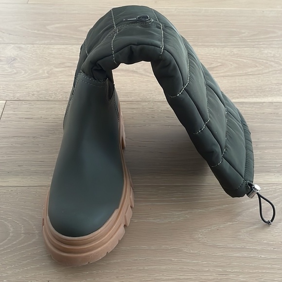 Steve Madden Pemota Chunky Lug Knee High Boots - 5.5 - Picture 4 of 6